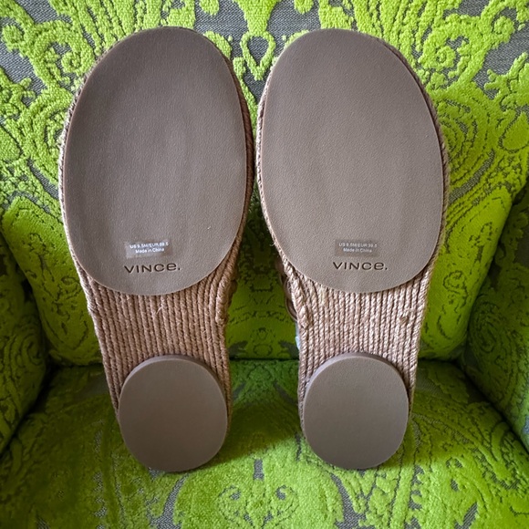 NEW Vince Sullivan Womens Leather Slip On Slide Sandals Tan $295 Size 9.5 - Picture 6 of 7